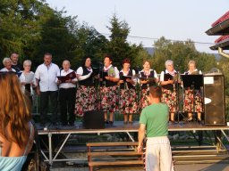 Wizyta międzynarodowej grupy młodzieży w Domu Pomocy Społecznej w Podzamku w ramach ŚDM Kraków 2016r